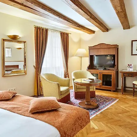 Radisson Blu Altstadt, 5* Salzbourg
